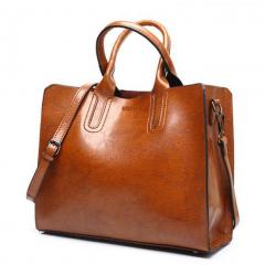 Women’s Elegant Leather Shoulder Bag